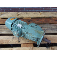 80 RPM 1,1 KW  As 32 mm Geremd. Used.